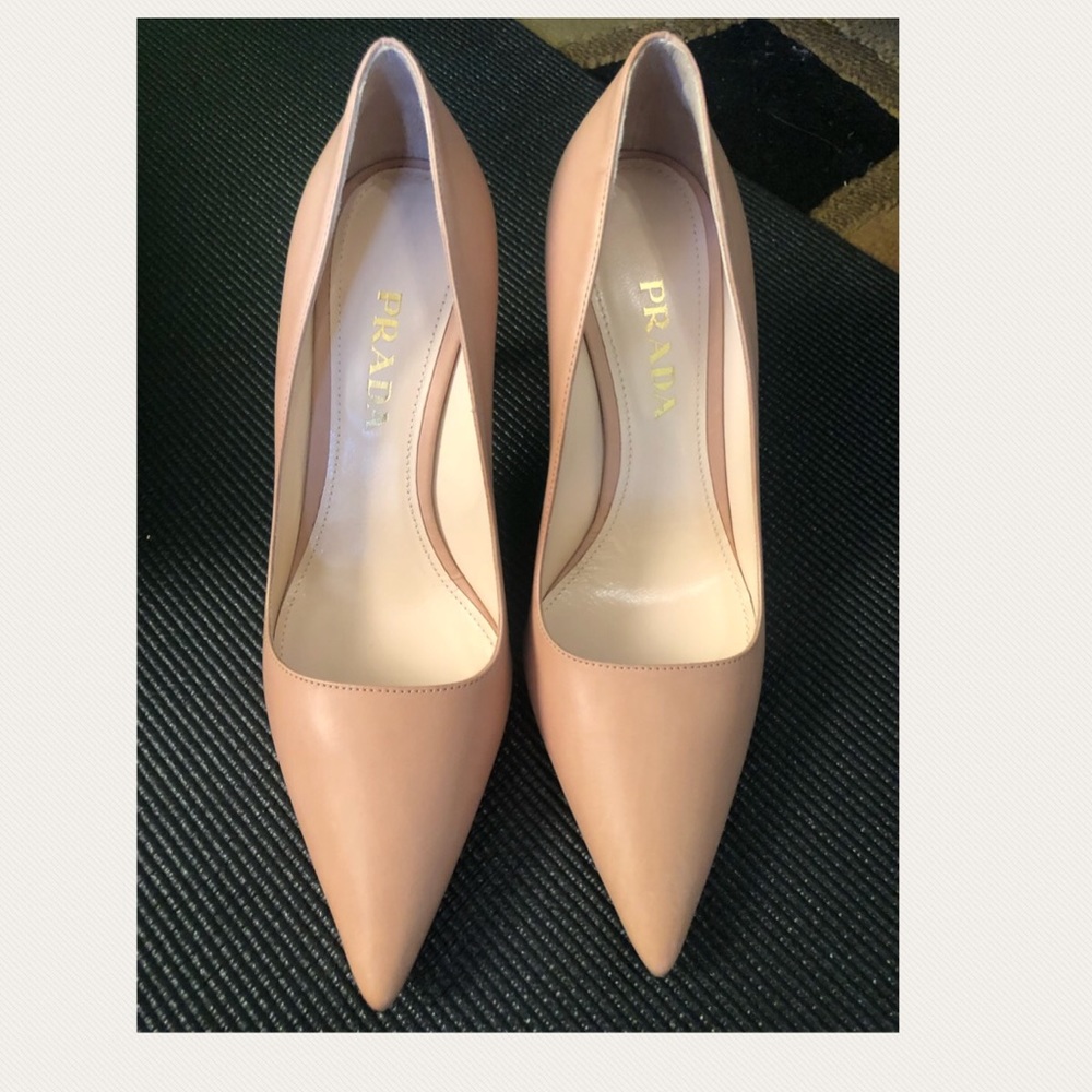 Prada nude pumps
